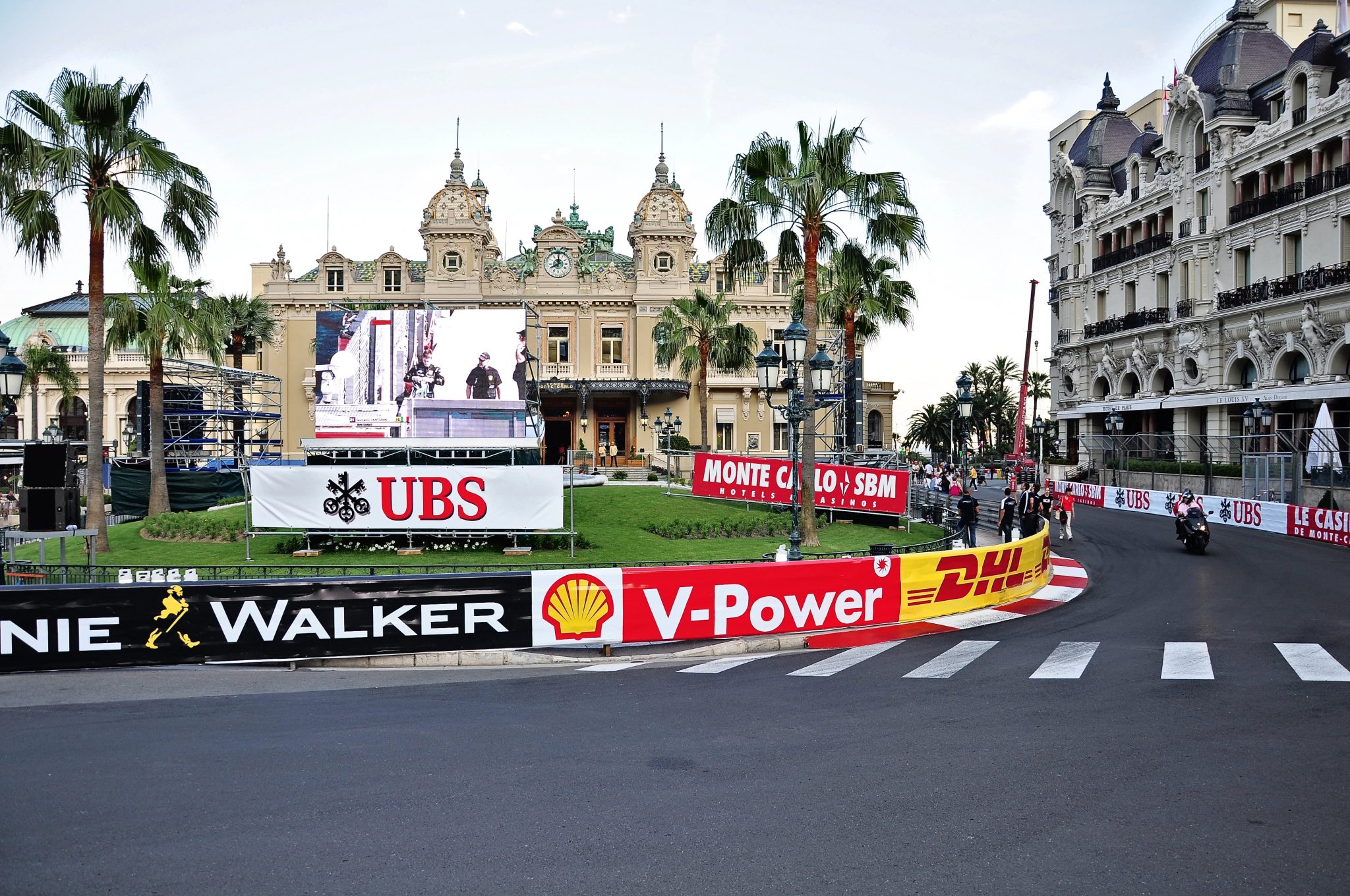 Leclerc’s Homecoming, Rookie Chaos, and Red Flags: The Wild FP3 at Monaco 2025