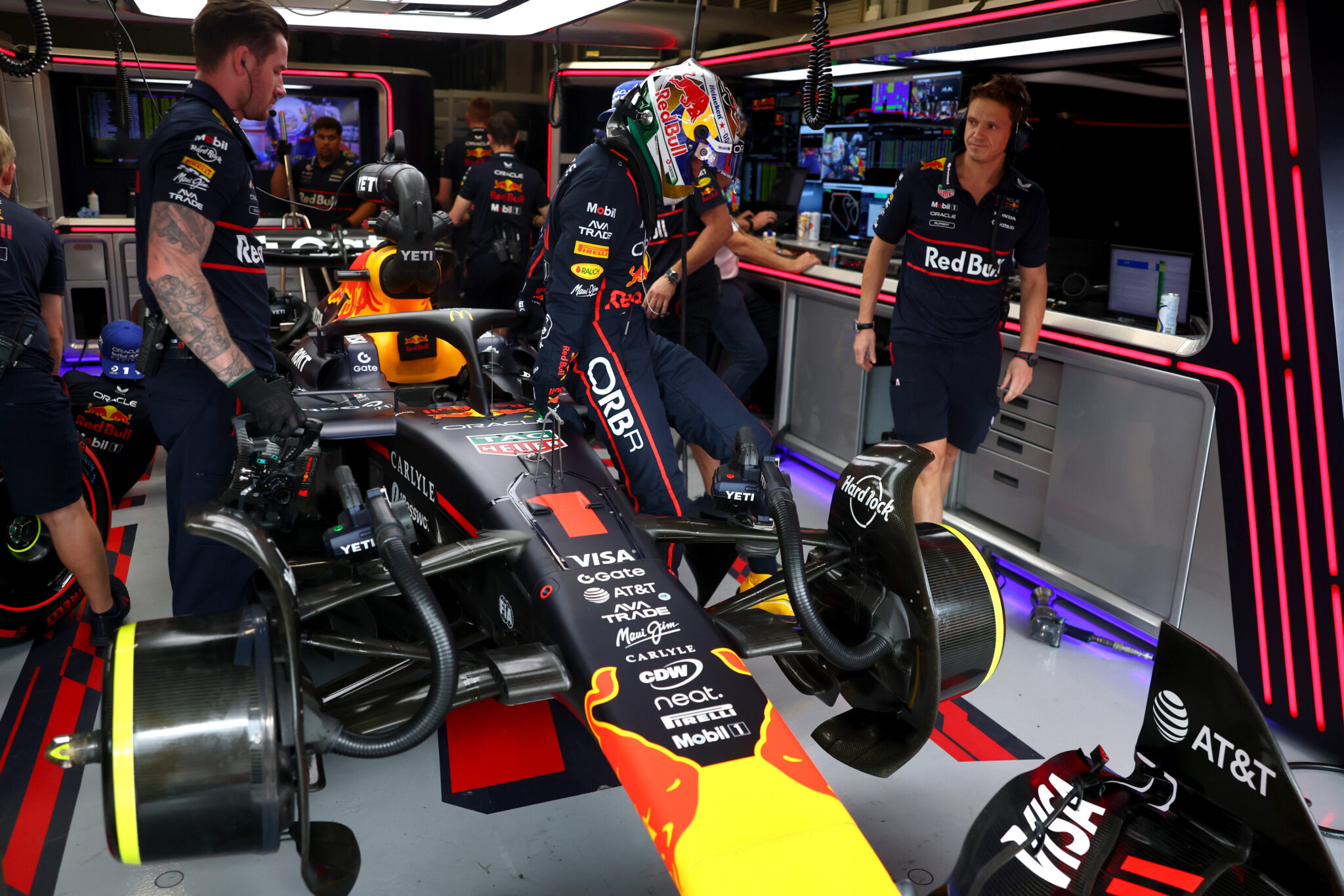 The Day the Grid Shook: Brazil’s Qualifying After the Sprint – Norris Ascends, Verstappen Vanishes